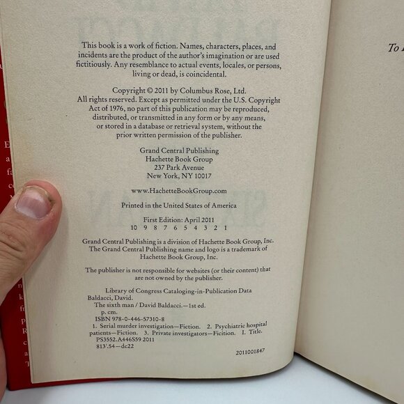 David Baldacci The Sixth Man Hardcover 1st Edition 2011 Fiction - Picture 3 of 3